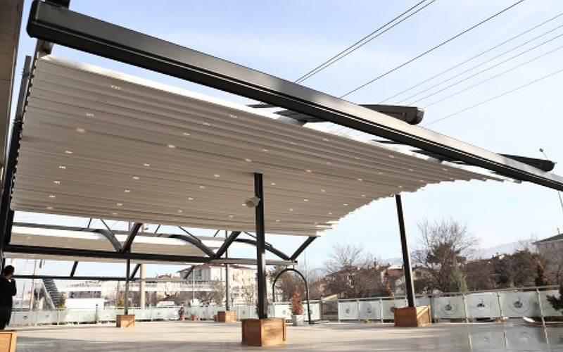 Sekoya parasol pergola